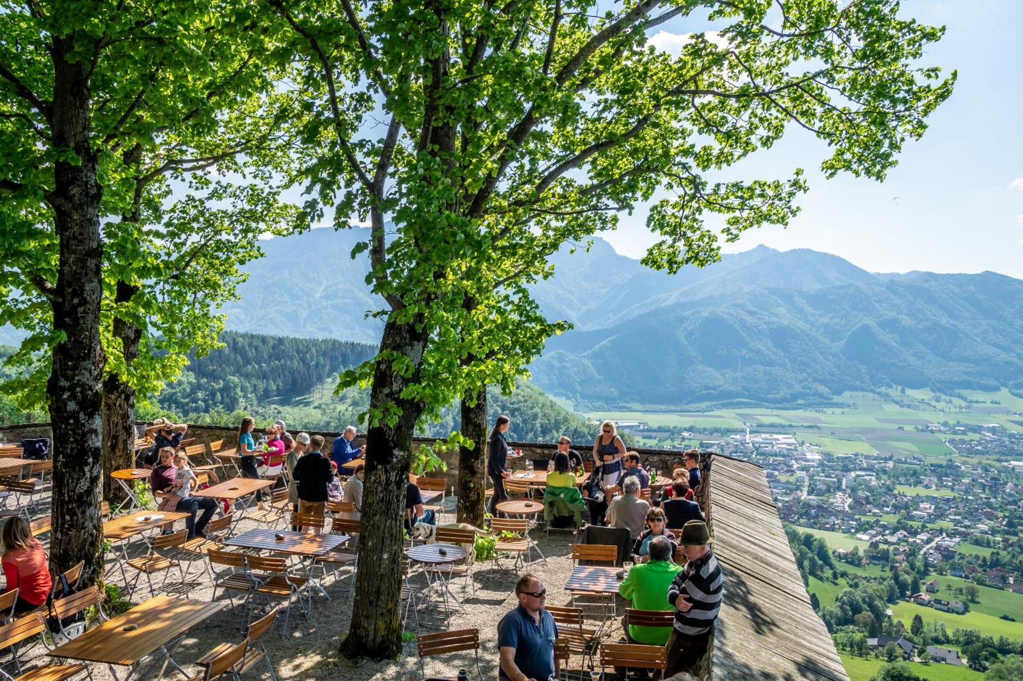 Burg Altpernstein Hotel Micheldorf in Oberösterreich Exterior photo