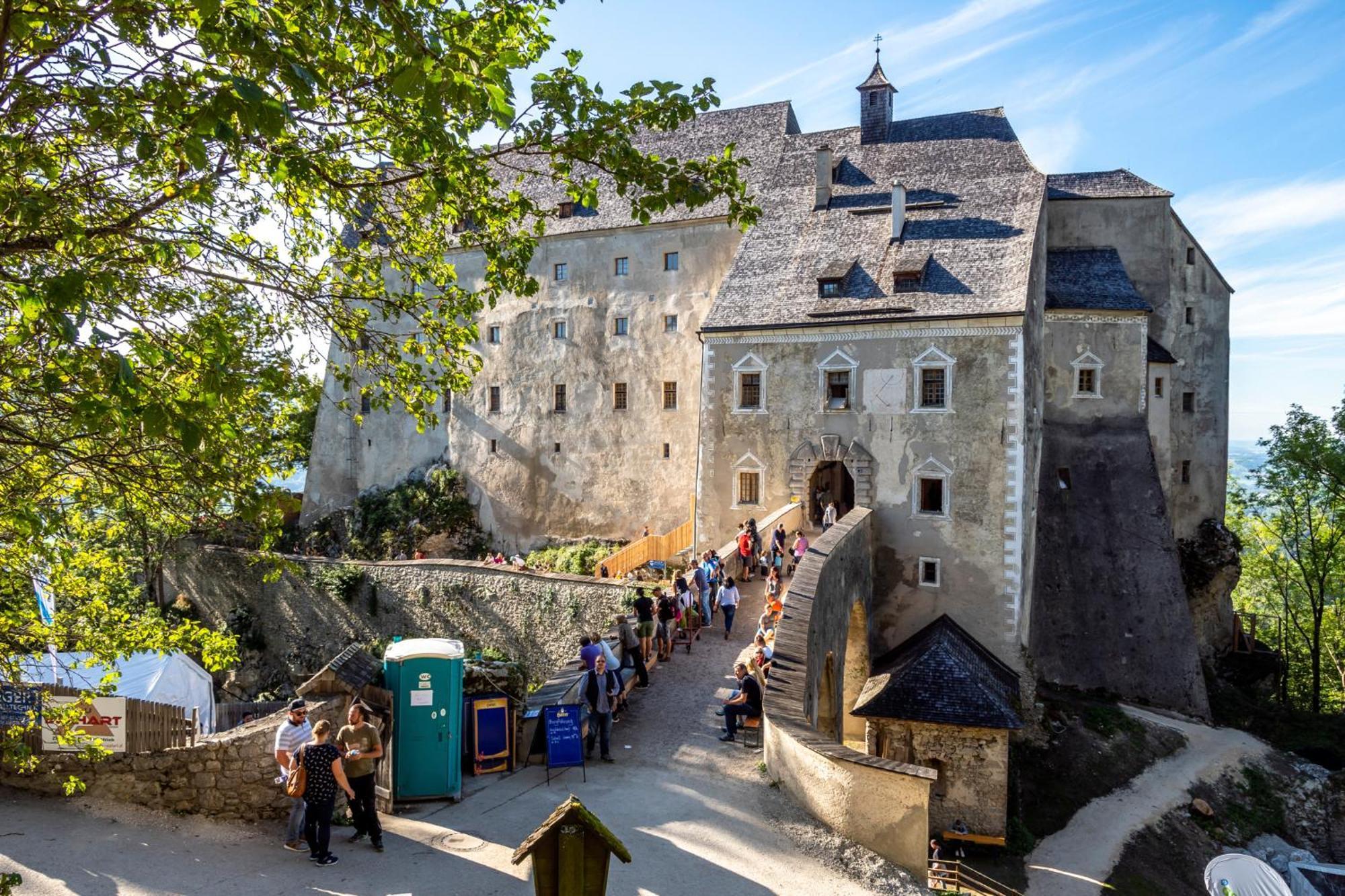 Burg Altpernstein Hotel Micheldorf in Oberösterreich Exterior photo